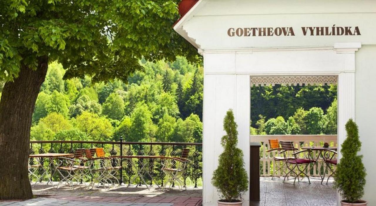 Hotel U Bileho Kone Loket Kültér fotó